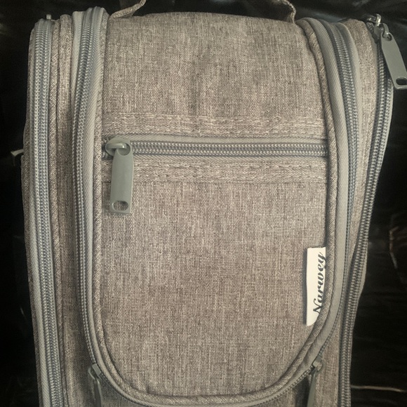 NARWEY TRAVEL MAKEUP BAG - Picture 1 of 3